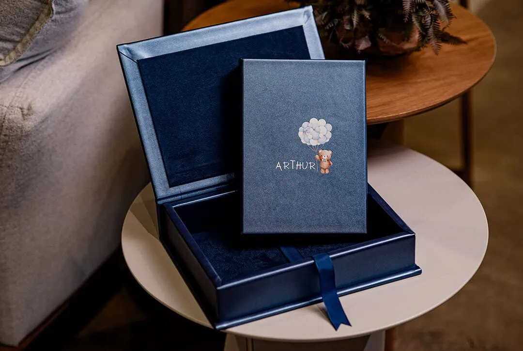 Caderno personalizado para presente com papel de alta qualidade e design exclusivo Schlosser Pro.