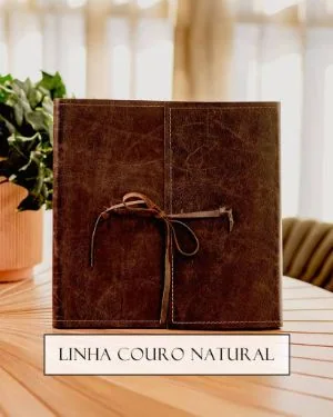 Acessório de couro natural para organização e decoração elegante com acabamento de alta qualidade.